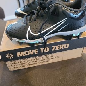 Brand new girls softball cleats size 3